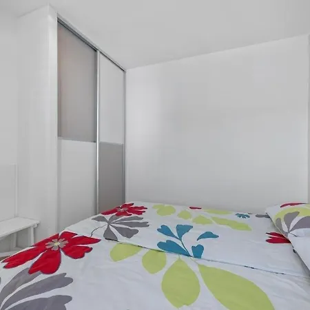 Appartamento With Parking Space Losinj, Losinj - 25347
