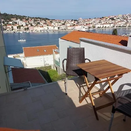 Apartment With Parking Space Losinj, Losinj - 25347