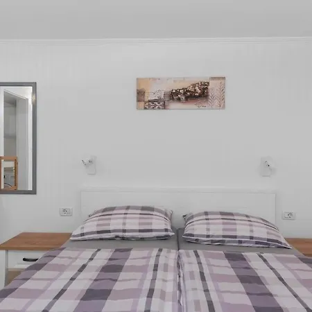 With Parking Space Losinj, Losinj - 25347 Appartement Mali Lošinj