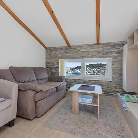Appartement With Parking Space Losinj, Losinj - 25347
