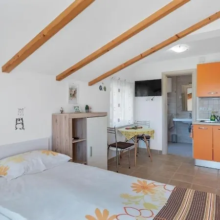 Appartement With Parking Space Losinj, Losinj - 25347 Mali Lošinj